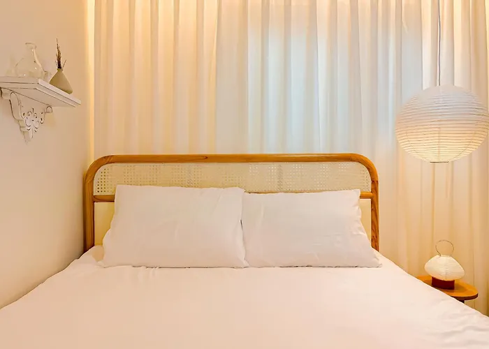 Apartment 이태원,해방촌,6인실,홍대15분,강남20분,경리단길,서울타워,명동15분,공항버스