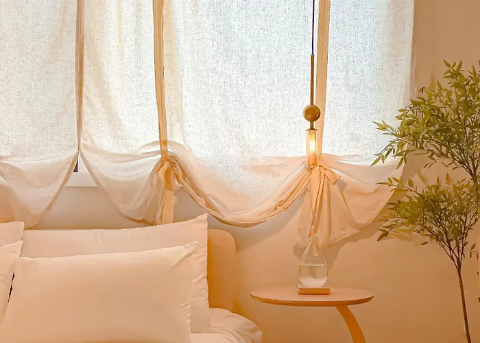 이태원,해방촌,6인실,홍대15분,강남20분,경리단길,서울타워,명동15분,공항버스 Seoul