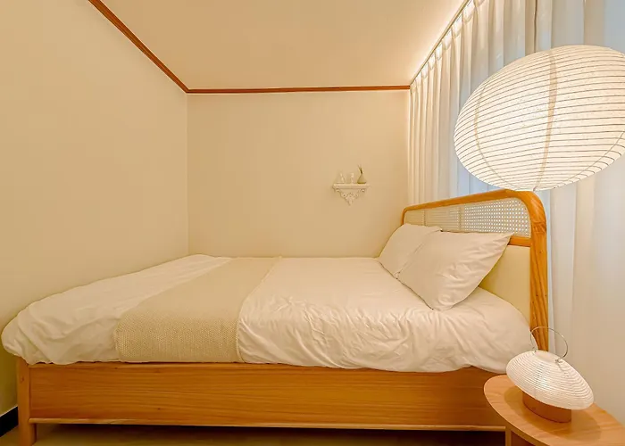 이태원,해방촌,6인실,홍대15분,강남20분,경리단길,서울타워,명동15분,공항버스