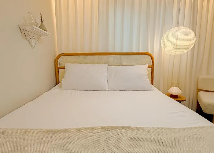 Apartment 이태원,해방촌,6인실,홍대15분,강남20분,경리단길,서울타워,명동15분,공항버스
